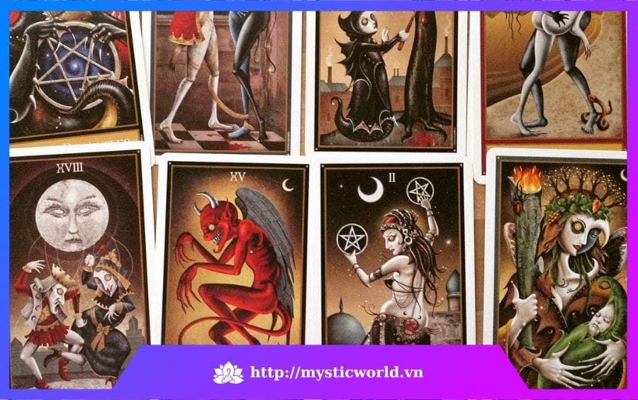 Hình ảnh 1: Deviant Moon Tarot
